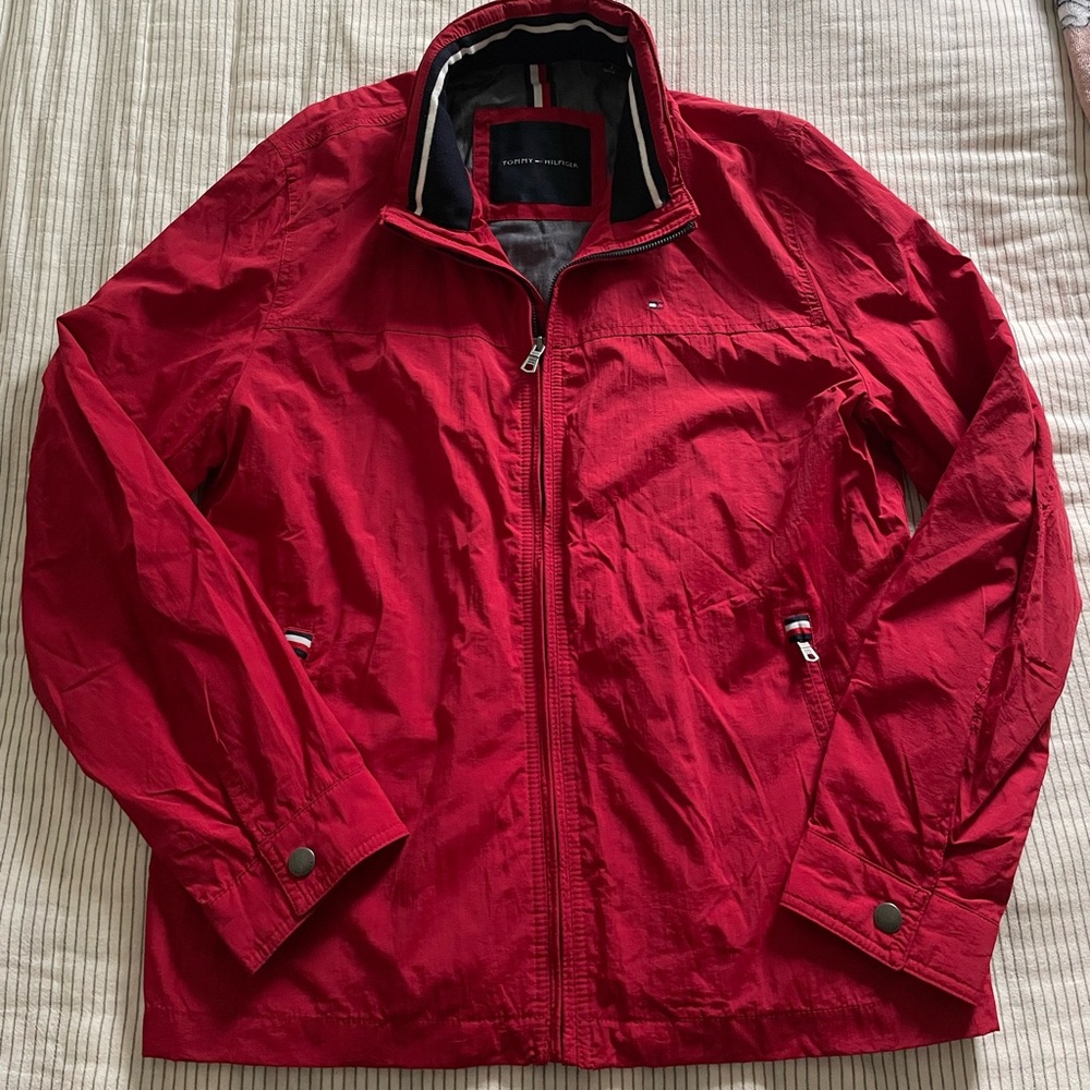 Tommy Hilfiger Red Windbreaker Jacket Lightweight Sporty Design